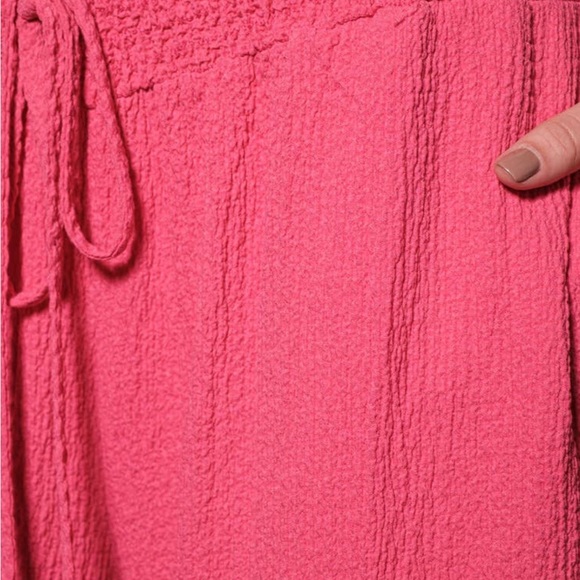 ✨NEW LIST✨ High Smocked Waisted Wide Leg Crinkle Fabric Pants - Picture 6 of 6